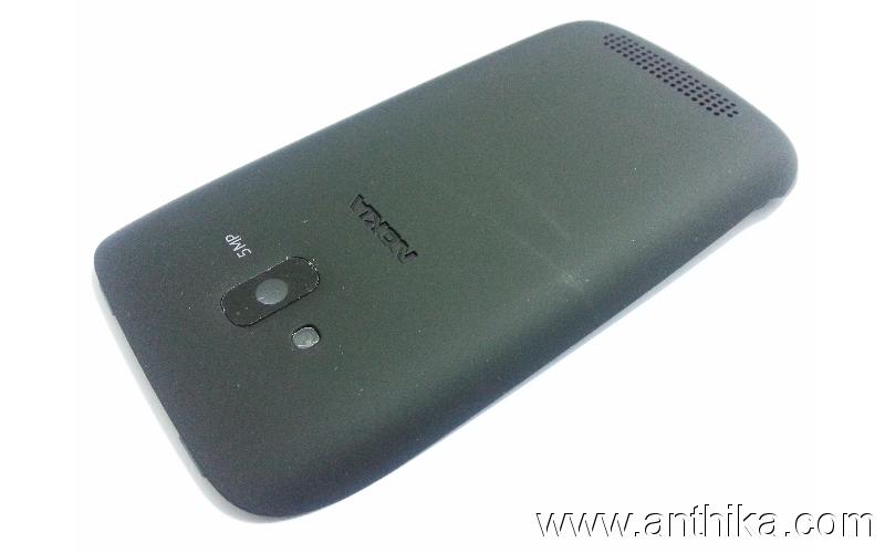 Nokia Lumia 610 Birinci Kalite Arka Batarya Kapak Battery Cover Black