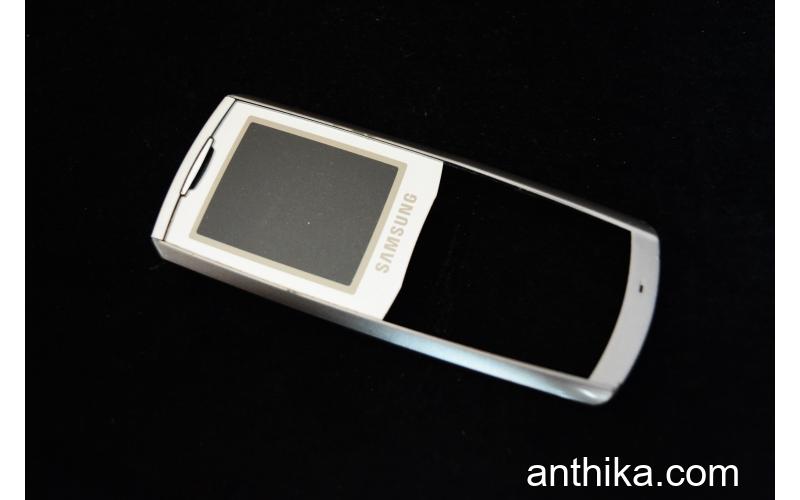 Samsung E200 Kapak Original Front Cover Silver Used