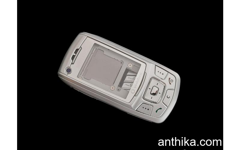 Samsung Z400 Kapak Kasa Tuş Original Housing Silver Good Condition