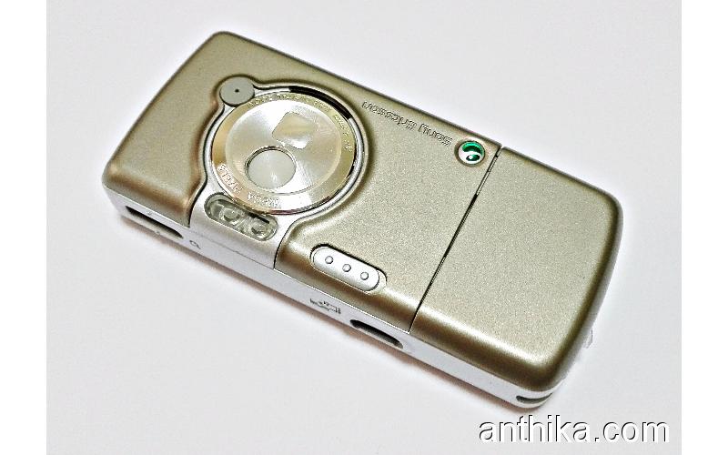 Sony Ericsson W700 Kapak Kasa Tuş Orjinal Kalitesinde Full Housing